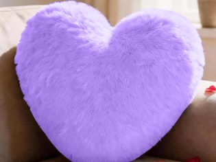 Heart Pillow Cuddle Pillow Soft - 36 x 46 cm - Purple Heart Shaped Pillow, Plush Pillow Heart Shaped, Love Throw Pillow Aesthetic, Heart Pillow Gift for Living Room Sofa, Kids Room Bed